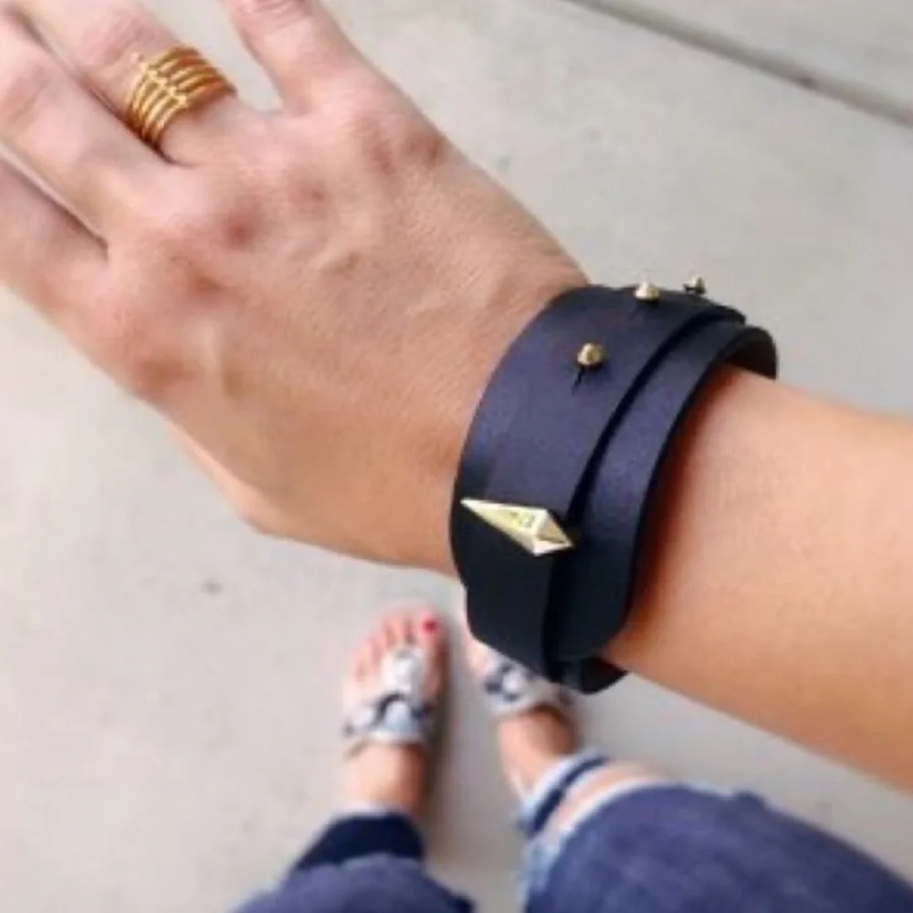 Stella & Dot | Elegantly Edgy Black Leather + Gold Deanna Cuff Bracelet - Picture 5 of 8